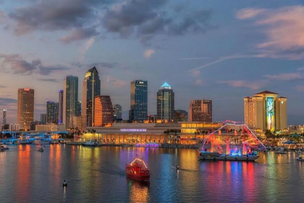 Gorgeous Loft Apartment Centrally Located Tampa Luaran gambar